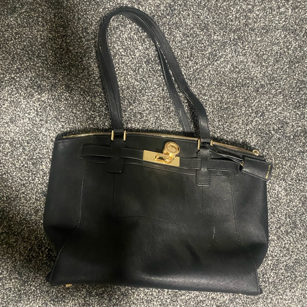 Black Michael kors purse